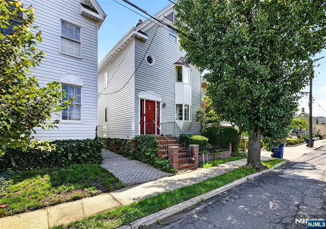 Photo 1 of Sale Pending at 218 Jackson Ave, Hackensack, NJ 07601 | MLS# 26035412 | Listing updated on 2026-10-14