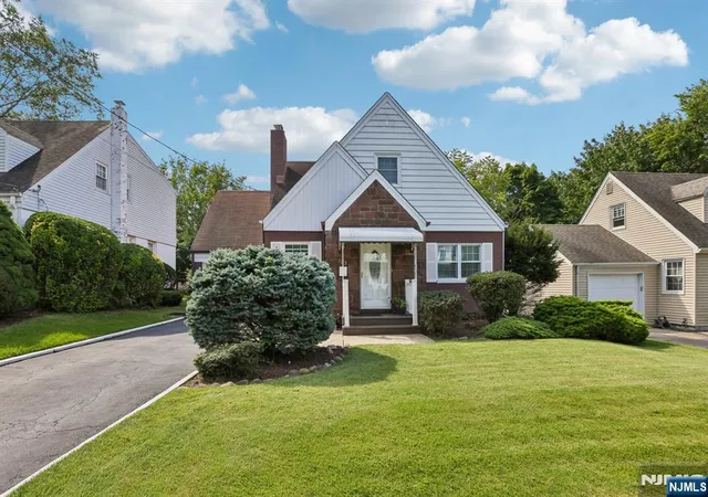 Photo 2 of Single family home for sale at 153 Madison Ave, River Edge, NJ 07661 | MLS# 26035424 | Listing updated on 2026-10-16