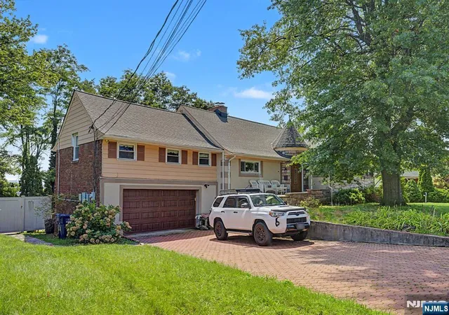 Photo 3 of Multi family home for sale at 154 Ames St, Hackensack, NJ 07601 | MLS# 26035462 | Listing updated on 2026-10-13