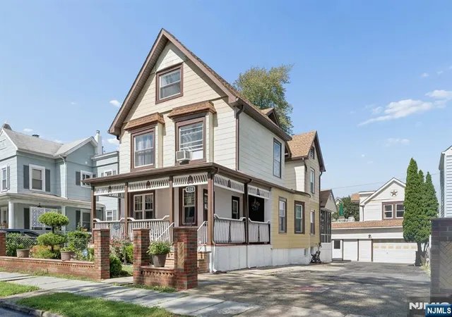 Photo 2 of Single family home for sale at 120 Norman St, East Orange, NJ 07017 | MLS# 26035530 | Listing updated on 2026-10-13