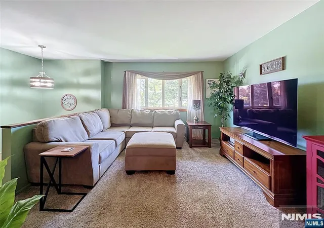 Photo 3 of Single family home for sale at 25 Kory Rd, Newton, NJ 07860 | MLS# 26035531 | Listing updated on 2026-10-13