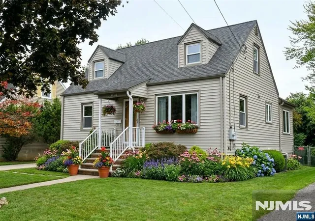 Photo 2 of Single family home for sale at 39 02 Jasper Rd, Fair Lawn, NJ 07410 | MLS# 26035553 | Listing updated on 2026-10-13