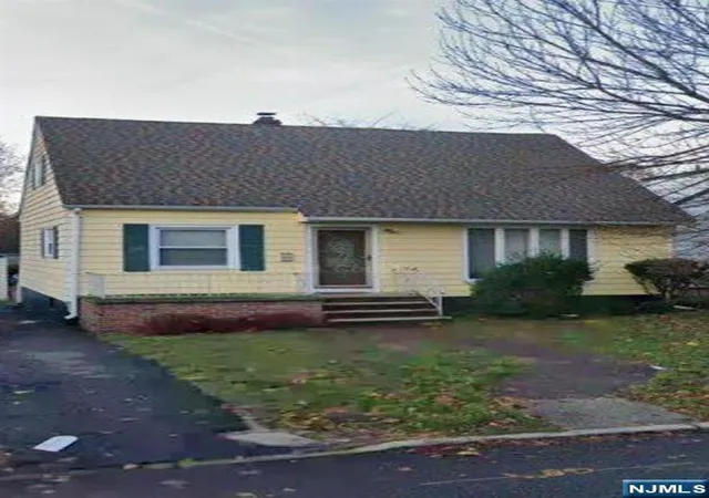 Photo 1 of Single family home for sale at 156 Englewood Ave, Teaneck, NJ 07666 | MLS# 26035659 | Listing updated on 2026-10-13