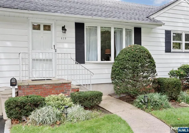 Photo 2 of Sale Pending at 429 Polly Ann Ter, Paramus, NJ 07652 | MLS# 26035665 | Listing updated on 2026-10-13