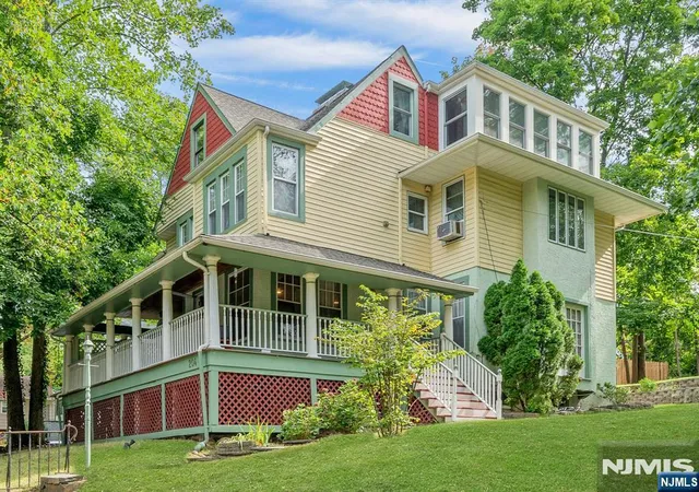 Photo 2 of Single family home for sale at 204 Vose Ave, South Orange Village, NJ 07079 | MLS# 26035694 | Listing updated on 2026-10-13