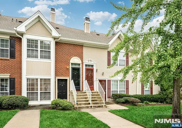 Photo 2 of Condo for sale at 1140 Stafford St, Mahwah, NJ 07430 | MLS# 26035731 | Listing updated on 2026-10-13