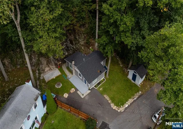 Photo 3 of Land for sale at 6 Oak Ln, Hardyston, NJ 07460 | MLS# 26035782 | Listing updated on 2026-10-14