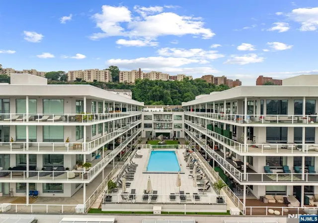 Listing Photo 1 - Condo for sale in building located at 3 Somerset Ln, Edgewater, NJ 07020 - Unit #x307