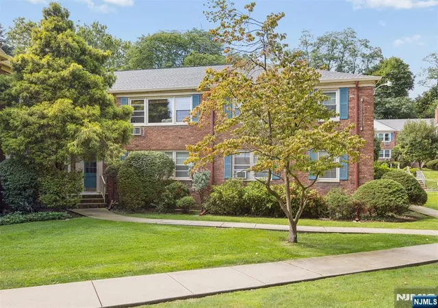 Photo 2 of Sale Pending at 24 Hutton Ave #6, West Orange, NJ 07052 | MLS# 26035843 | Listing updated on 2026-10-07