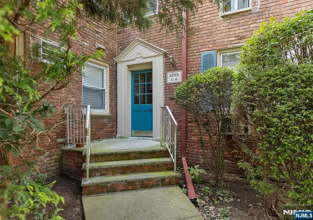 Photo 3 of Sale Pending at 24 Hutton Ave #6, West Orange, NJ 07052 | MLS# 26035843 | Listing updated on 2026-10-07