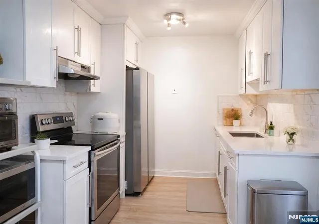 Photo 4 of Sale Pending at 58 Main #4, Little Ferry, NJ 07643 | MLS# 26035855 | Listing updated on 2026-09-26