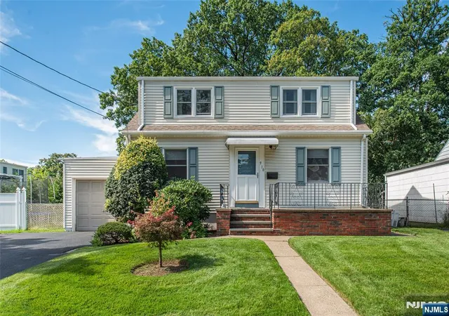 Photo 2 of Sale Pending at 9 10 Malcolm Ter, Fair Lawn, NJ 07410 | MLS# 26035873 | Listing updated on 2026-10-13