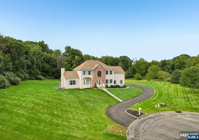 Photo 2 of Single family home for sale at 16 Ponderosa Trl, Sparta, NJ 07871 | MLS# 26035892 | Listing updated on 2026-10-13
