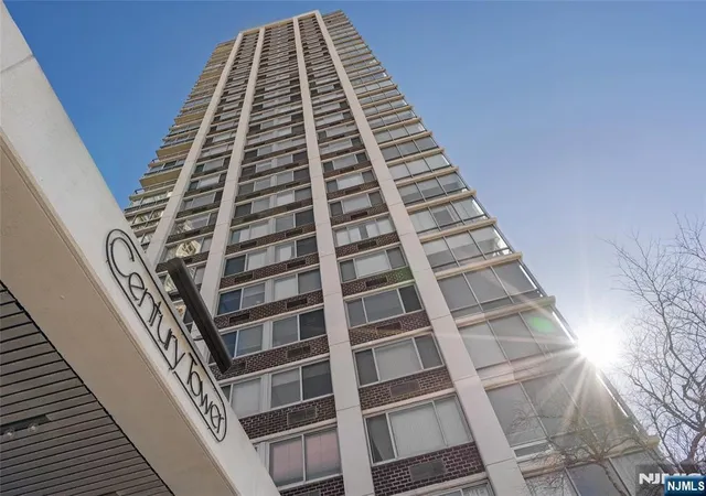 Photo 1 of Condo for sale at 1600 Parker Ave #15C, Fort Lee, NJ 07024 | MLS# 26035930 | Listing updated on 2026-10-27