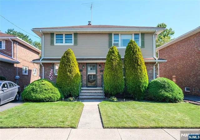 Photo 1 of Sale Pending at 34 Cottage Pl, Garfield, NJ 07026 | MLS# 26035981 | Listing updated on 2026-10-14