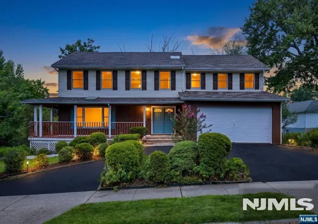 Photo 2 of Single family home for sale at 156 River Rd, New Milford, NJ 07646 | MLS# 26036045 | Listing updated on 2026-10-14