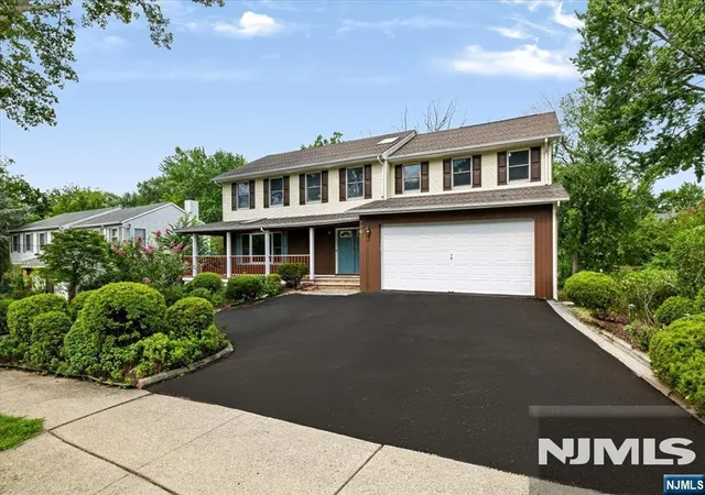 Photo 3 of Single family home for sale at 156 River Rd, New Milford, NJ 07646 | MLS# 26036045 | Listing updated on 2026-10-14