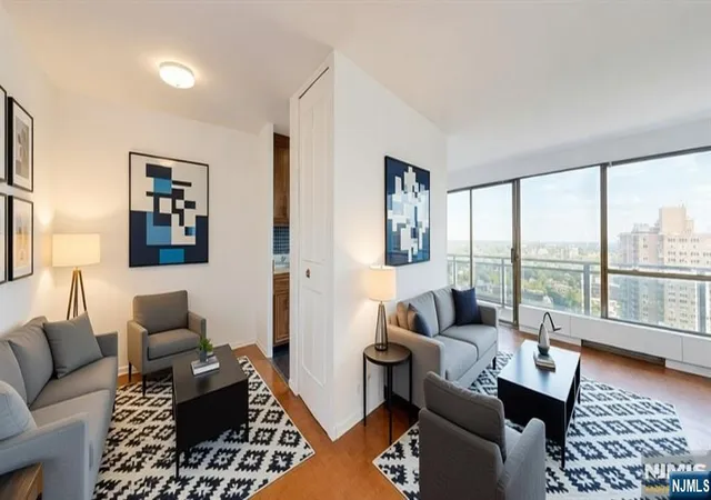 Photo 2 of Condo for sale at 2077 Center Ave #22H, Fort Lee, NJ 07024 | MLS# 26036070 | Listing updated on 2026-09-24