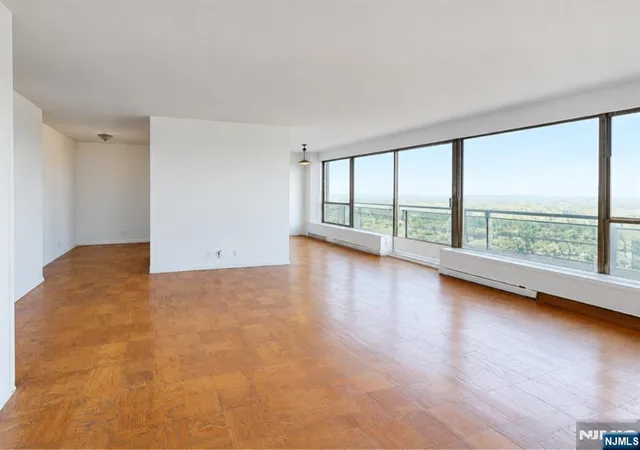 Photo 3 of Condo for sale at 2077 Center Ave #22H, Fort Lee, NJ 07024 | MLS# 26036070 | Listing updated on 2026-09-24