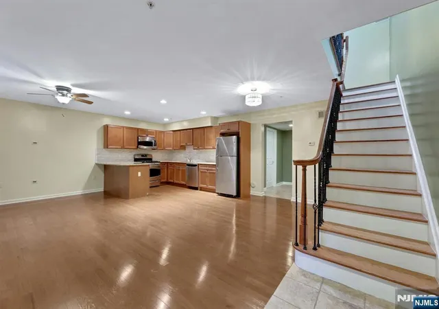 Listing Photo 5 - Condo for sale in building located at 10th Ter Ave, Hasbrouck Heights, NJ 07604 - Unit #11