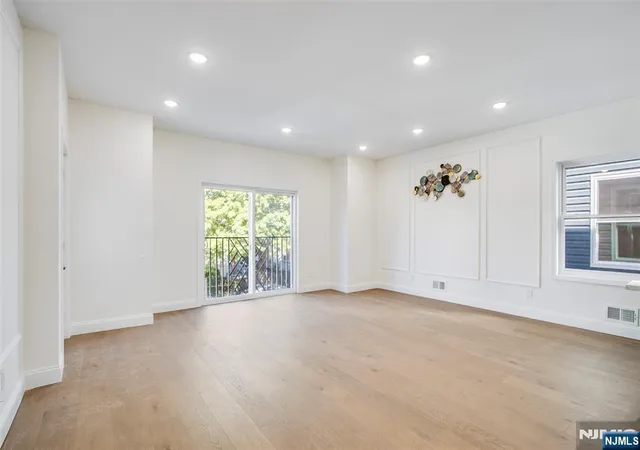 Photo 2 of Multi family home for sale at 194 Amherst St, East Orange, NJ 07018 | MLS# 26036110 | Listing updated on 2026-10-14