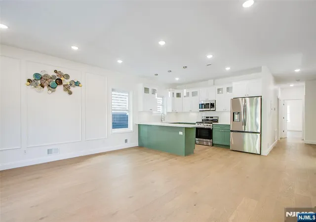 Photo 3 of Multi family home for sale at 194 Amherst St, East Orange, NJ 07018 | MLS# 26036110 | Listing updated on 2026-10-14