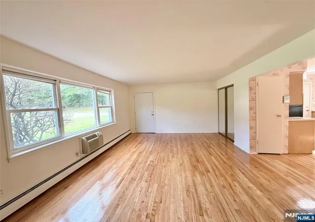 Listing Photo 5 - Condo for sale in building located at 8 Rolling Ridge Rd, Montvale, NJ 07645 - Unit #A