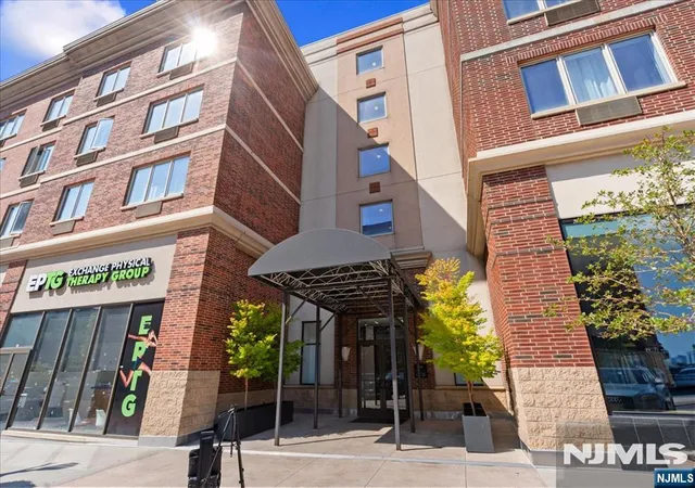 Photo 1 of Condo for sale at 1104 City Pl, Edgewater, NJ 07020 | MLS# 26036188 | Listing updated on 2026-10-15