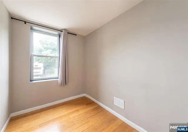 Photo 3 of Sale Pending at 89 Tremont Ave, East Orange, NJ 07018 | MLS# 26036225 | Listing updated on 2026-10-13