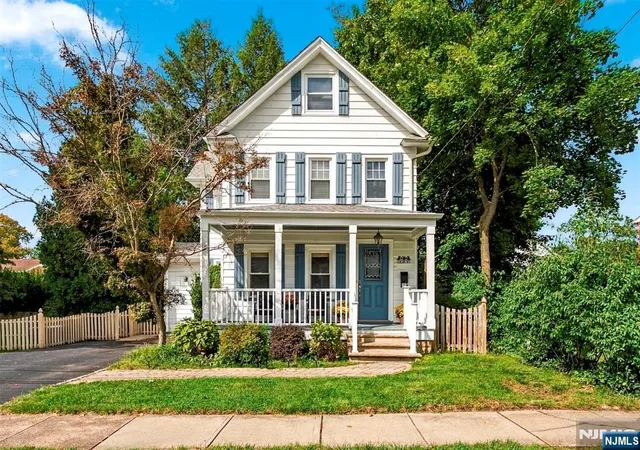 Photo 1 of Sale Pending at 436 Northern Pkwy, Ridgewood, NJ 07450 | MLS# 26036257 | Listing updated on 2026-10-13