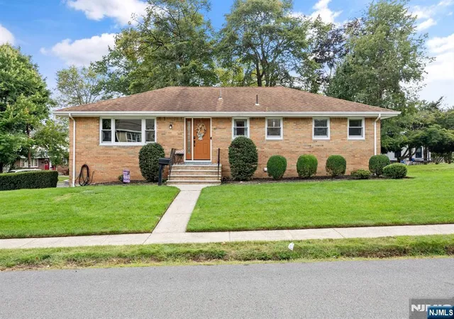Photo 1 of Land for sale at 811 Manhattan Ave, Twp Of Washington, NJ 07676 | MLS# 26036268 | Listing updated on 2026-10-13