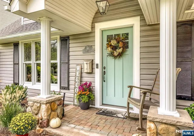 Photo 1 of Sale Pending at 91 Spruce St, Midland Park, NJ 07432 | MLS# 26036309 | Listing updated on 2026-10-13