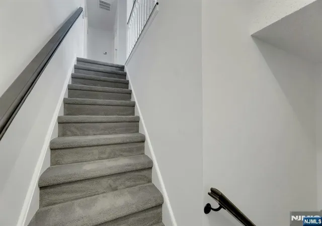 Photo 3 of Sale Pending at 1133 Hyde Park Ct, Mahwah, NJ 07430 | MLS# 26036315 | Listing updated on 2026-10-15