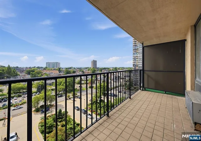 Listing Photo 1 - Condo for sale in building located at 200 Winston, Cliffside Park, NJ 07010