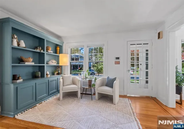 Photo 4 of Single family home for sale at 212 Montague Pl, South Orange Village, NJ 07079 | MLS# 26036363 | Listing updated on 2026-10-18
