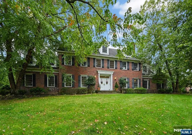 Photo 1 of Single family home for sale at 602 Grandview Ter, Franklin Lakes, NJ 07417 | MLS# 26036402 | Listing updated on 2026-10-13