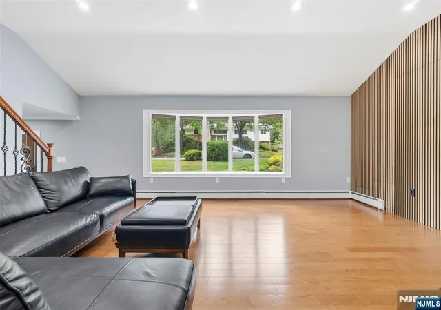 Photo 3 of Single family home for sale at 651 Floyd St, Englewood Cliffs, NJ 07632 | MLS# 26036425 | Listing updated on 2026-10-13