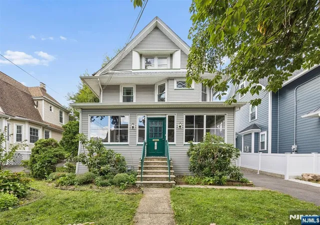 Photo 1 of Sale Pending at 34 Hasbrouck Pl, Rutherford, NJ 07070 | MLS# 26036443 | Listing updated on 2026-10-13