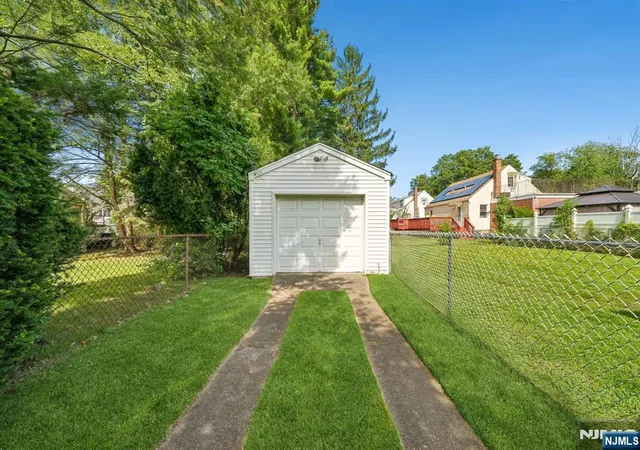 Photo 19 of Sale Pending at 49 Morgan St, Bergenfield, NJ 07621 | MLS# 26036486 | Listing updated on 2026-10-13