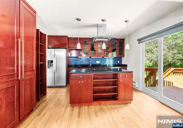 Photo 4 of Single family home for sale at 763 Closter Dock Rd, Closter, NJ 07624 | MLS# 26036490 | Listing updated on 2026-10-28