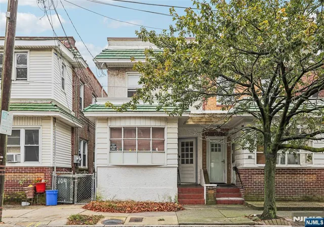 Photo 1 of Sale Pending at 107 Saint Davids Pl, Atlantic City, NJ 08401 | MLS# 26036492 | Listing updated on 2026-10-28