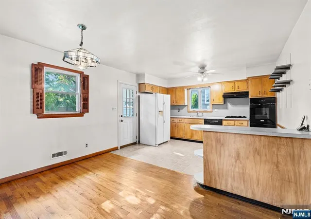 Photo 3 of Sale Pending at 78 Garden St, Wood Ridge, NJ 07075 | MLS# 26036515 | Listing updated on 2026-10-16