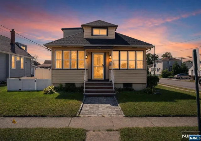 Photo 1 of Single family home for sale at 8 02 Henderson Blvd, Fair Lawn, NJ 07410 | MLS# 26036564 | Listing updated on 2026-10-11