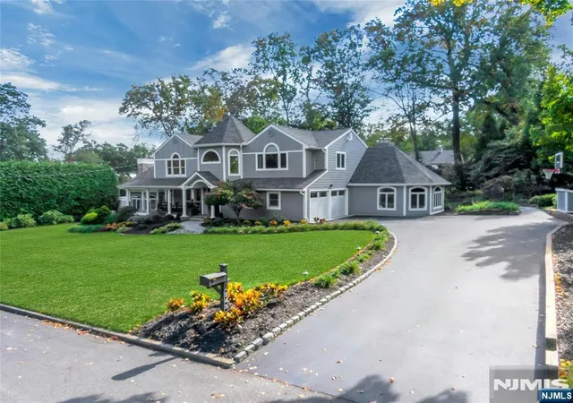 Photo 1 of Single family home for sale at 545 Miller Rd, Wyckoff, NJ 07481 | MLS# 26036601 | Listing updated on 2026-10-13