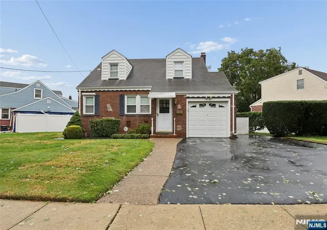 Photo 3 of Single family home for sale at 11 04 Harrison Dr, Fair Lawn, NJ 07410 | MLS# 26036608 | Listing updated on 2026-10-13