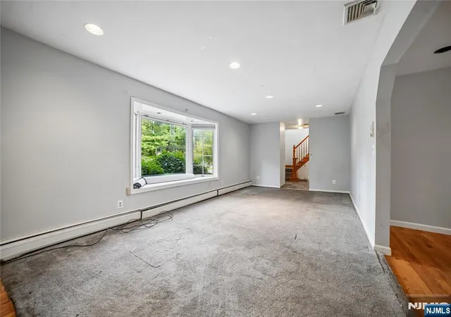 Photo 4 of Sale Pending at 753 Washington Ave, Twp Of Washington, NJ 07676 | MLS# 26036635 | Listing updated on 2026-10-13