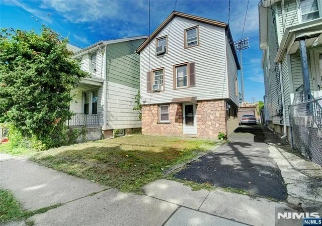 Photo 1 of Single family home for sale at 515 Monroe St, Orange, NJ 07050 | MLS# 26036702 | Listing updated on 2026-10-14