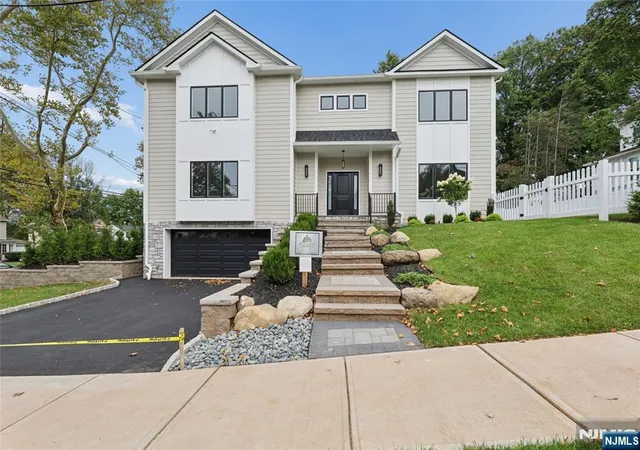 Photo 1 of Single family home for sale at 641 Palisade Ave, Teaneck, NJ 07666 | MLS# 26036718 | Listing updated on 2026-10-25