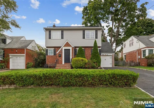 Photo 1 of Single family home for sale at 86 Elm St, Dumont, NJ 07628 | MLS# 26036854 | Listing updated on 2026-10-15