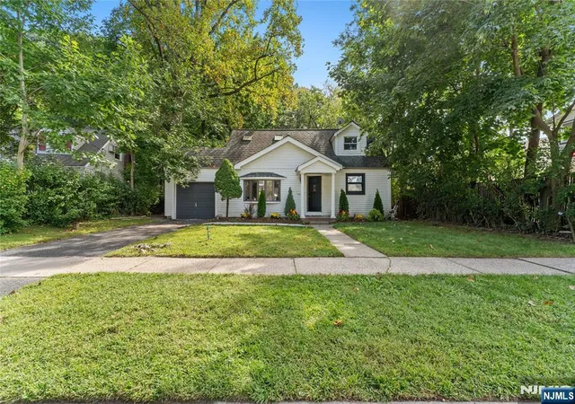 Photo 1 of Single family home for sale at 90 Byrne St, Hackensack, NJ 07601 | MLS# 26036868 | Listing updated on 2026-10-13